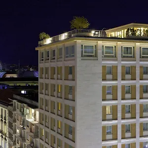 Renaissance Mediterraneo **** Napels